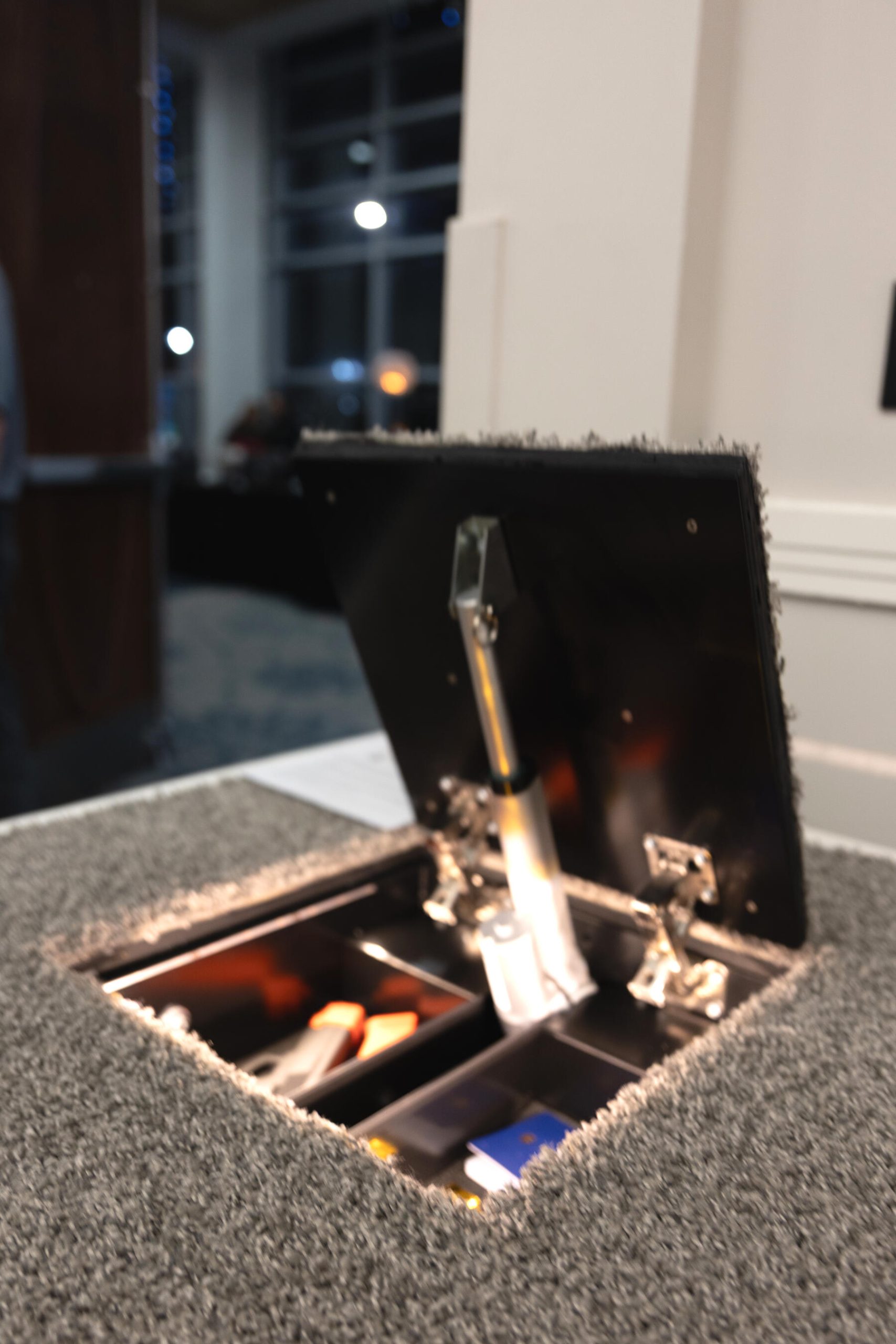 FloDo unit open with interior lighting